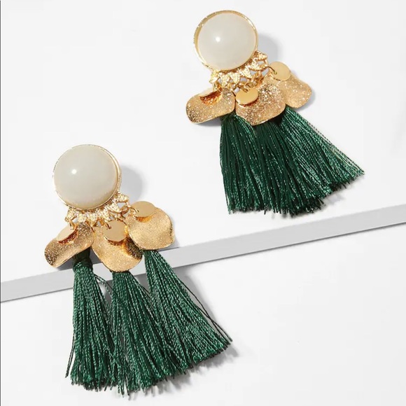 LAST PAIR Green Tassel Statement Earrings - Picture 2 of 4